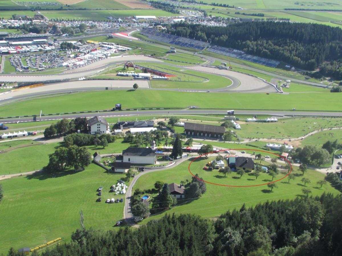 Haus Dietrich Am Red Bull Ring Spielberg Bei Knittelfeld Exterior foto