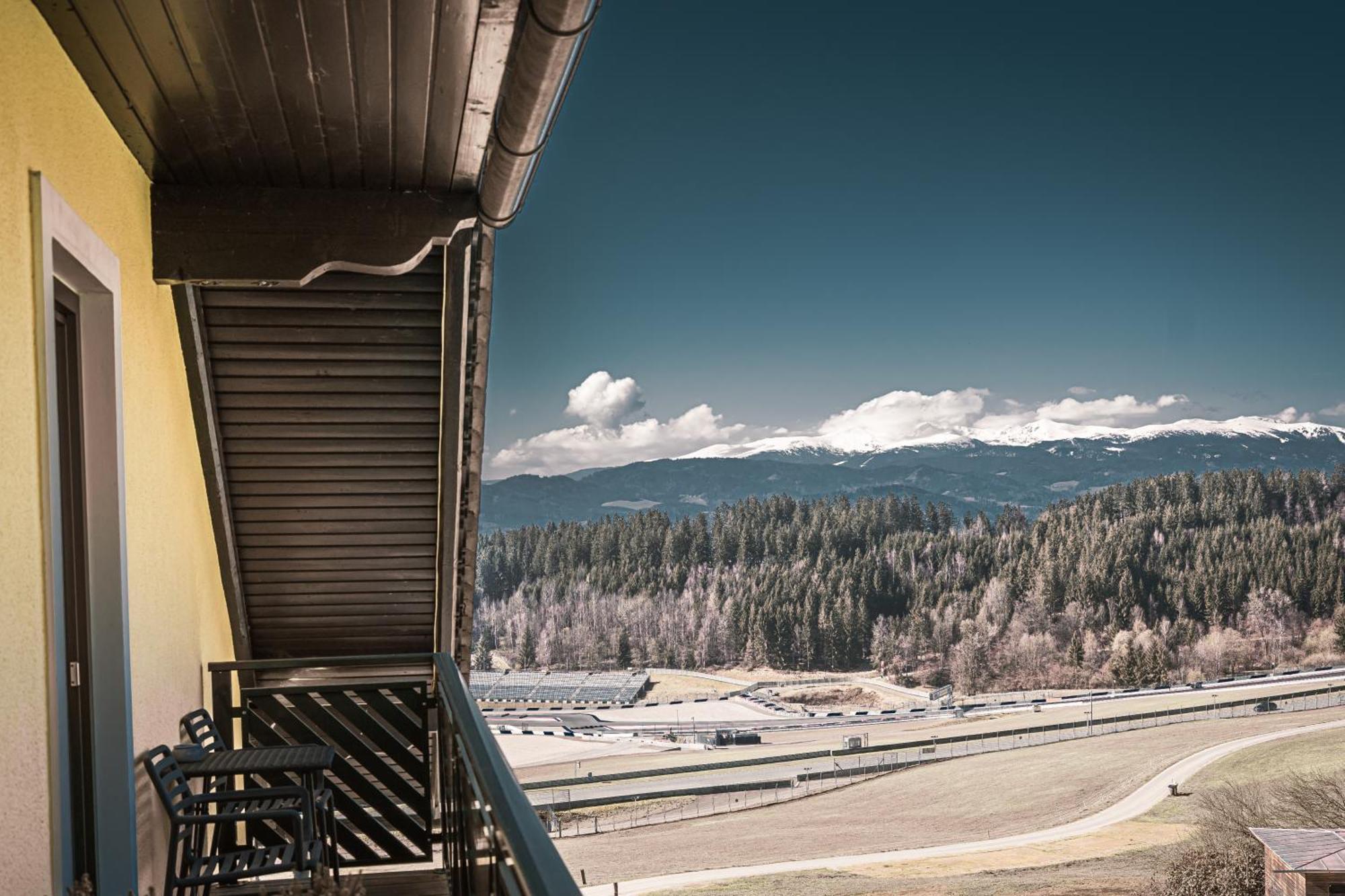 Haus Dietrich Am Red Bull Ring Spielberg Bei Knittelfeld Exterior foto